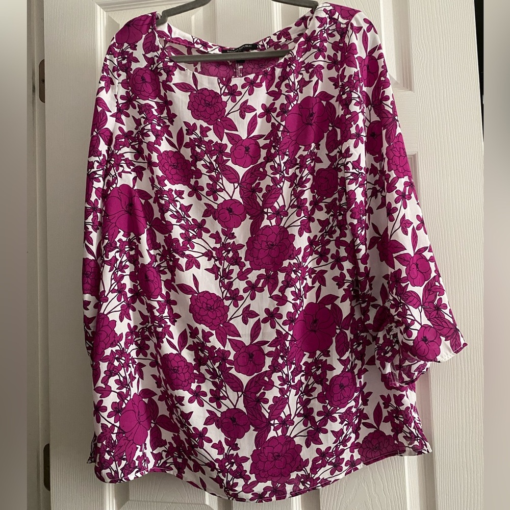 Banana Republic Floral Pink Women's Top Size Large